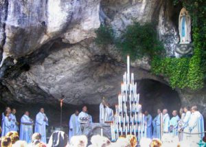 pellegrinaggi lourdes - messa grotta