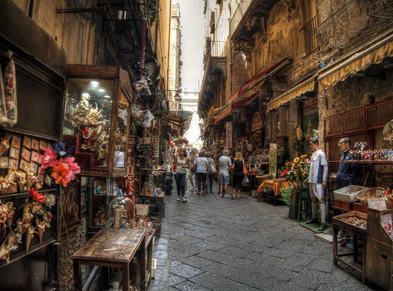 San Gregorio Armeno: storia, leggende e curiosità